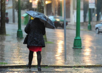 Inmet alerta para chuva intensa em Cuiabá antes da chegada de frente fria