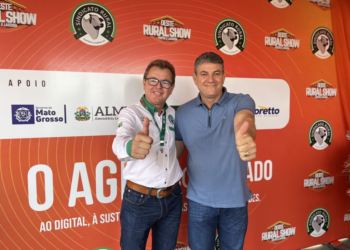 Moretto participa de abertura da Oeste Rural Show
