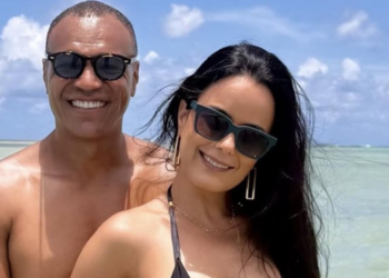 Luciele Di Camargo e Denílson celebram na praia 15 anos de casada: ‘Nos admirando’