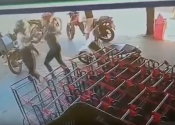 Mulher invadiu escola e ameaçou matar rival dias antes de ser esfaqueada em VG