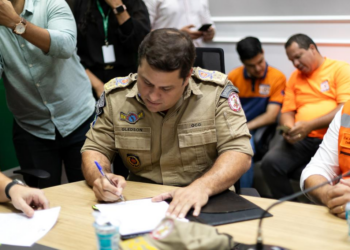 Corpo de Bombeiros e Prefeitura de Cuiabá assinam projeto para reduzir incêndios em área urbana
