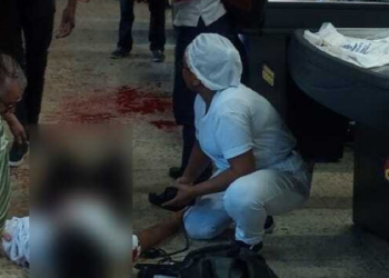 Mulher é esfaqueada em supermercado em VG