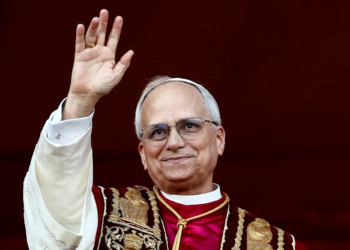 ANÁLISE: Discreto, paciente e acessível, Leão XIV sinaliza ser um papa com 'cheiro de ovelha', próximo ao povo