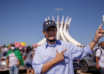 Moraes concede prisão domiciliar a Roberto Jefferson e determina uso de tornozeleira eletrônica