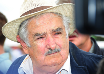 Mulher de José Mujica diz que ex-presidente do Uruguai está em estado terminal, sob cuidados paliativos