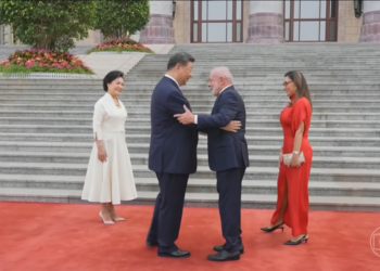 Lula reclama de vazamento de conversa com presidente chinês e Janja e diz que era confidencial