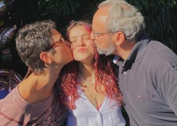 Sandra Annenberg e Ernesto acompanham ensaio de formatura da filha: ‘Artes cênicas’