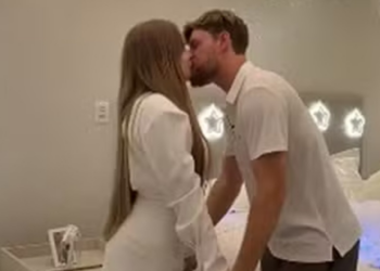 Ex-BBB Paulinha Leite mostra reação do marido ao saber que vai ser pai: ‘Empolguei’