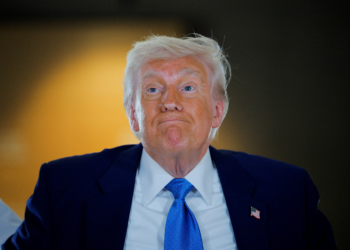 Suprema Corte dos EUA impede Trump de retomar expulsão de venezuelanos sob lei de 1798