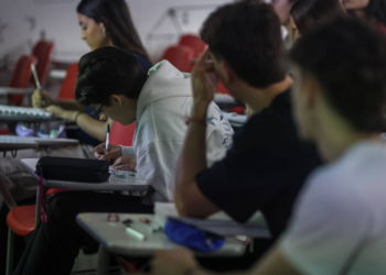 USP, Unicamp e Unesp oferecem conteúdo de preparação para seus próprios vestibulares