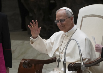 Zelensky, JD Vance e Alckmin participam da missa inaugural do papa Leão XIV neste domingo
