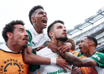 Palmeiras vence Al Ahly no Mundial de Clubes e assume liderança do Grupo