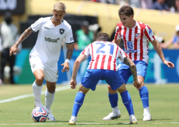 Botafogo avança às oitavas do Mundial de Clubes mesmo com derrota para o Atlético de Madrid