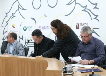 Reunião da Comissão de Constituição, Justiça e Redação aprecia 21 matérias e concede dois pedidos de vistas