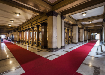 Um Judiciário com parafuso solto