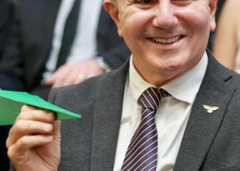 PF tenta prender prefeito de Palmas, suspeito de vazar informações do STJ