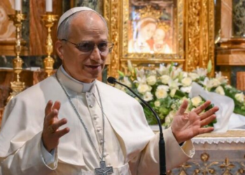 Doutrina, não doutrinação: Papa Leão XIV e a natureza além da política da Doutrina Social Católica