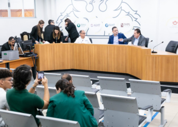 CCJR aprova projetos favoráveis a mulheres e para valorização de garis e catadores em reunião na tarde desta terça (3)