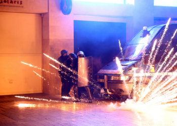 Festa por vitória do PSG na Champions deixa 2 mortos e 192 feridos; mais de 500 foram presos