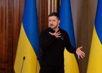 Zelensky chama proposta de paz da Rússia de 'ultimato' com condições inviáveis, e propõe cessar-fogo até encontro com Putin