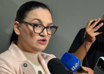 Samantha defende castração química para vereador preso por pedofilia: "Espero que apodreça na cadeia"