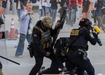 Após ordem de Trump, Guarda Nacional chega a LA para conter protesto