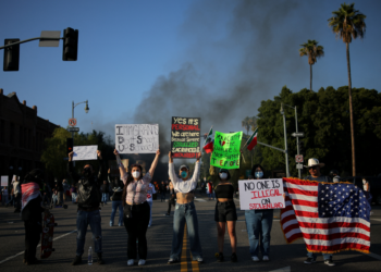 SIGA: Los Angeles segue com tensão em protestos