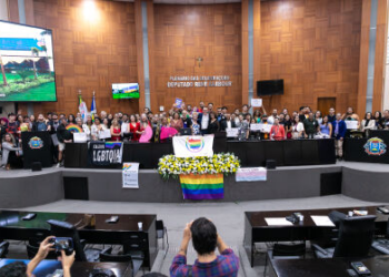 ALMT realiza sessão solene em homenagem aos 22 anos da Parada do Orgulho LGBTQIAPN+