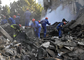 Bombardeios russos matam 14 pessoas em Kiev, incluindo cidadão americano