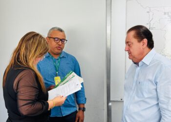 Rondonópolis:  Sebastião Rezende, acompanha diretor da Sema-MT entrega das Licenças Ambientais do Anél Viário na Sinfra-MT.