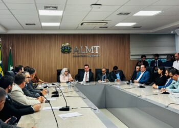 Rondonópolis: Presidindo a Frente Parlamentar, Sebastião Rezende reforça cobrança pela criação do Campus da UNEMAT.