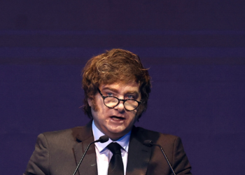 Agenda de Lula na Argentina tem previsão de encontro com Cristina Kirchner, mas não com Milei