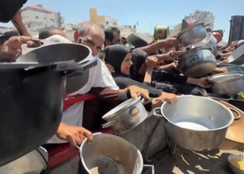 Por que a população de Gaza não está recebendo a ajuda de que tanto precisa?