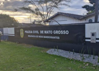 Tarado arromba porta de quarto e estupra mulher em garimpo