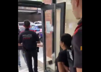 Cuidadoras roubam mais de meio milhão de euros de idosa e são presas na Espanha