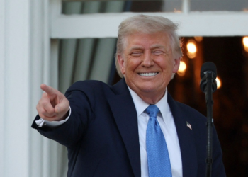 Câmara dos EUA aprova megapacote de Trump que reduz impostos, aumenta verba contra imigrantes e corta programas sociais