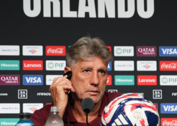 Fluminense preparado: Renato Gaúcho detalha estratégia e parceria com Thiago Silva para duelo crucial com Al-Hilal no Mundial