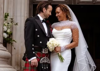 Mel B exibe clique do casamento com o cabeleireiro Rory McPhee: ‘Grande dia!’
