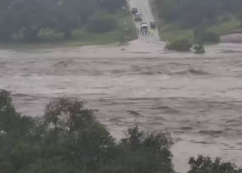 Time-lapse mostra avanço da água durante enchente no Texas; veja VÍDEO