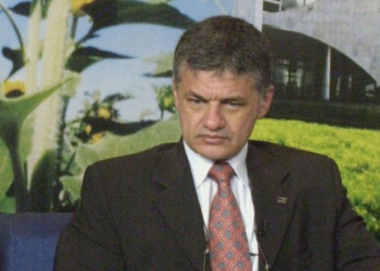 Ex-secretário de Lula: quem é o professor que pediu guilhotina para família Justus  