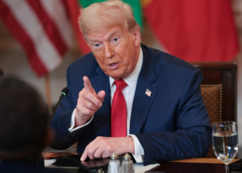 'Agressiva', 'retaliação', 'pessoal': imprensa internacional repercute tarifa de Trump contra o Brasil