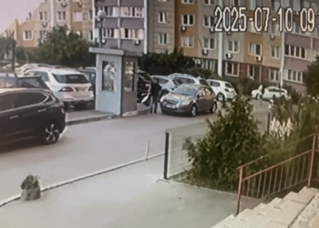 Coronel ucraniano é assassinado a tiros na rua em Kiev; VÍDEO