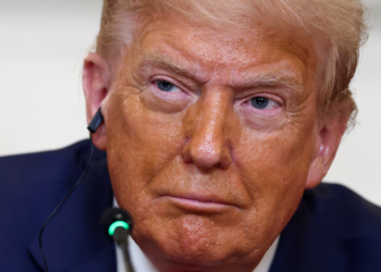 Trump pela culatra: tarifaço dos EUA já ajudou a turbinar popularidade de líderes de países 'rivais'; veja lista