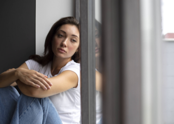 Sentindo-se traído por um membro da família? Veja como lidar