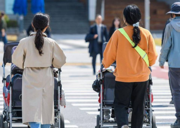 O país com menor taxa de natalidade do mundo, mas que tem clínicas de fertilização lotadas