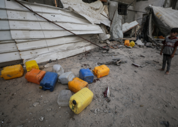 Míssil israelense atinge e mata crianças de Gaza que coletavam água; militares culpam mau funcionamento de projétil