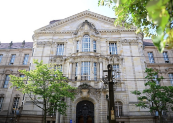 Alemanha julga 'Doutor Morte', acusado de assassinar 15 pacientes