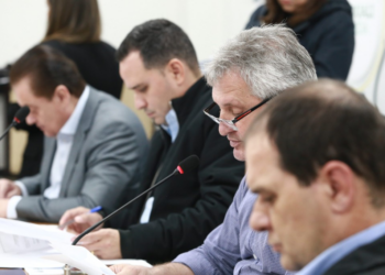 CCJR aprova parecer contrário a projeto que susta convênio para consignações