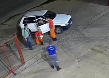 Bombeiros salvam recém-nascida que engasgou com água durante o banho