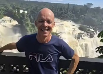 Homem cai do topo de cachoeira e morre